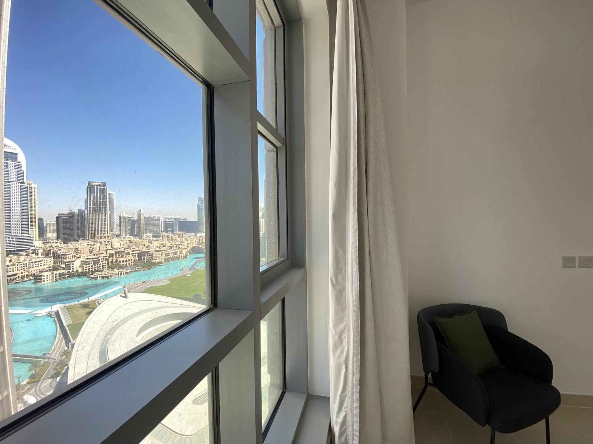 Lux Bnb Standpoint Tower Burj & Fountain Views Dubai Exterior photo