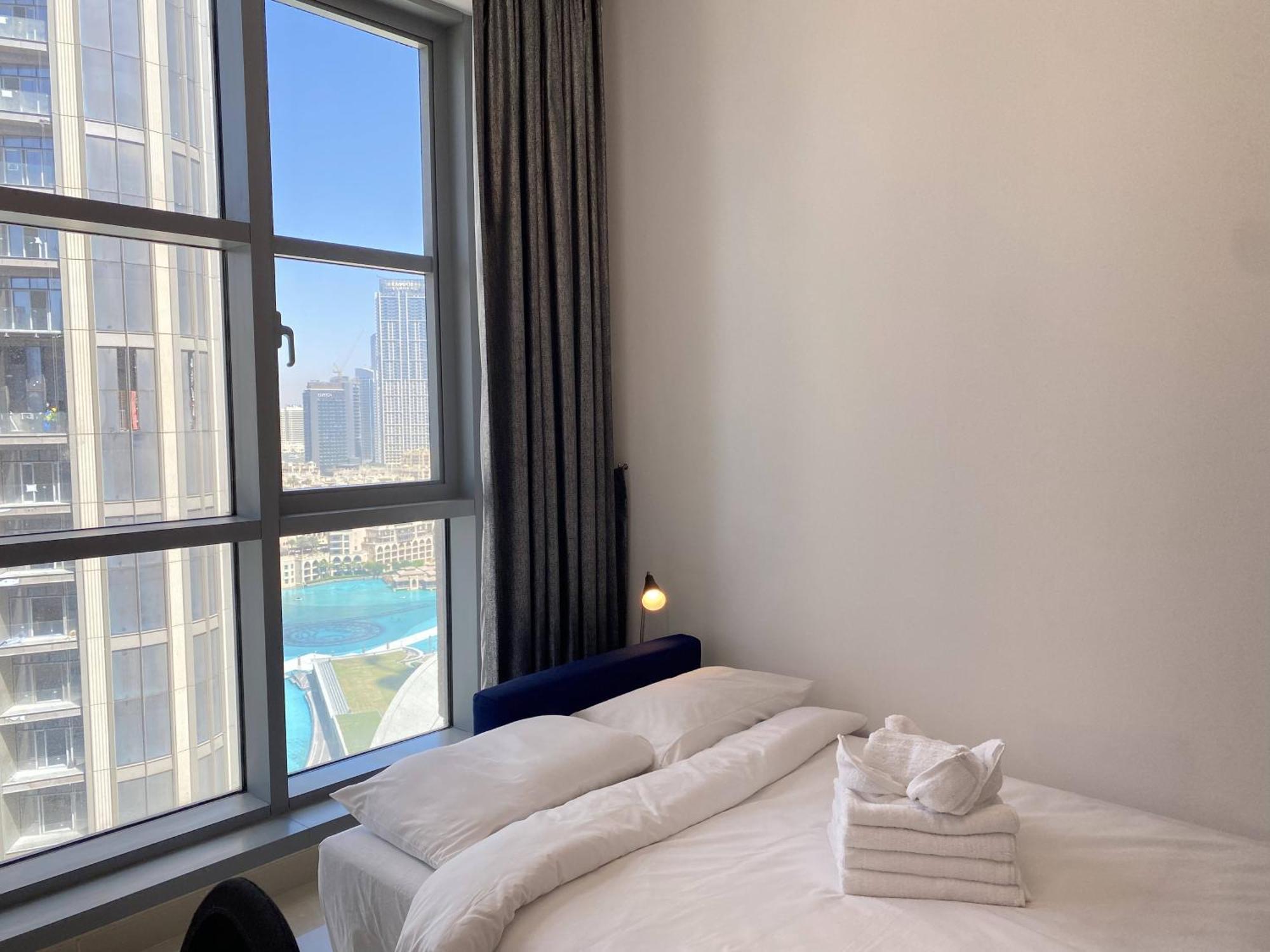 Lux Bnb Standpoint Tower Burj & Fountain Views Dubai Exterior photo